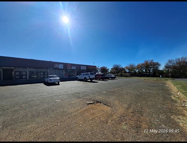 873M² BUSINESS CENTRE FOR SALE IN ARBORPARK